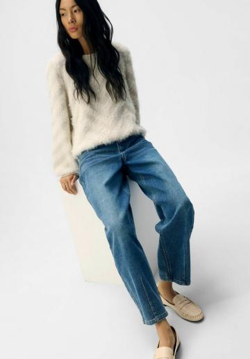 Прямые джинсы