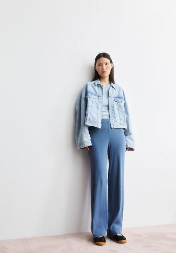 Спортивные штаны