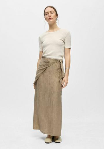 Юбка с накладными карманами