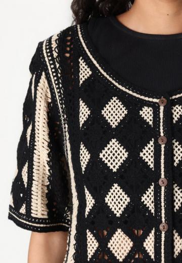 Жаккардовая вязаная кофта