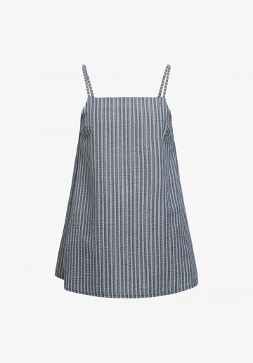 Длинный топ