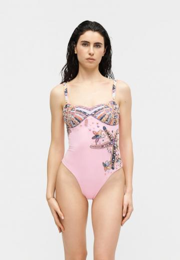 Слитный купальник