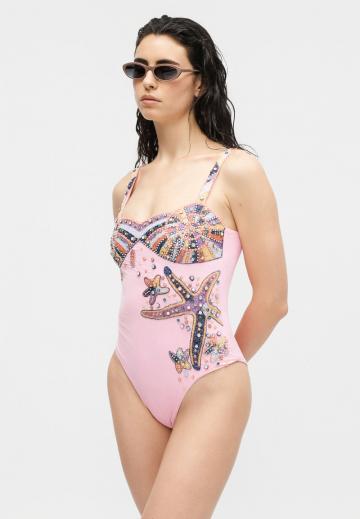 Слитный купальник