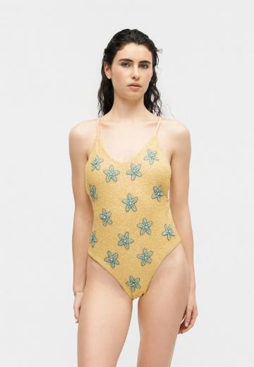 Слитный купальник