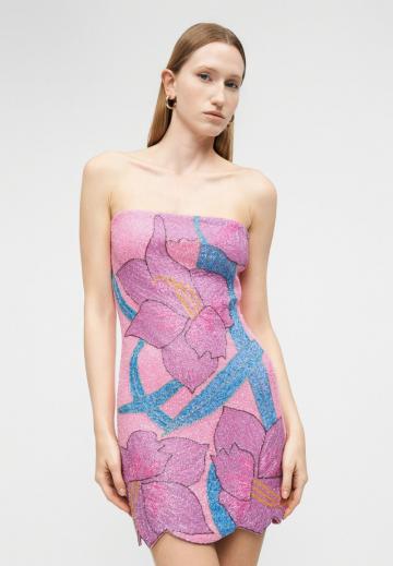 Платье без бретелек