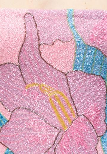 Платье без бретелек