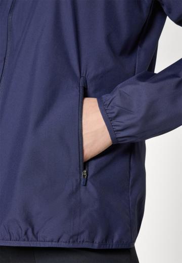 Спортивная куртка