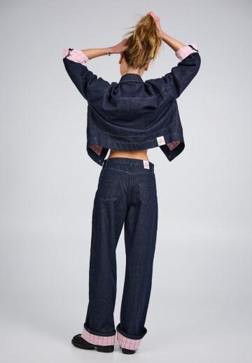 Джинсовая куртка