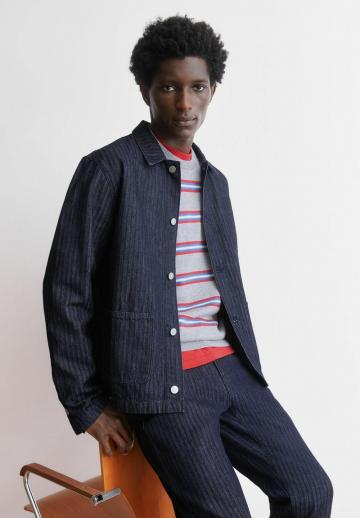 Джинсовая куртка