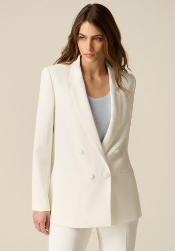 Короткое пальто