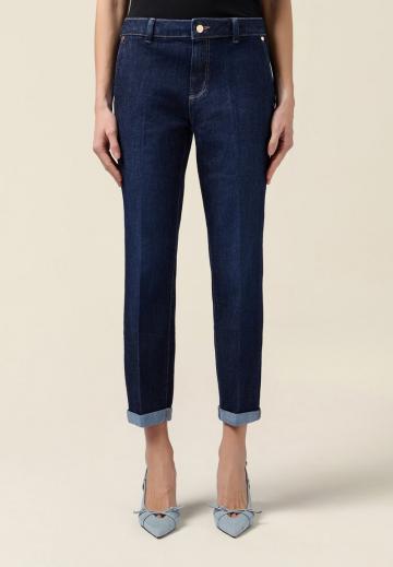 Короткие джинсы