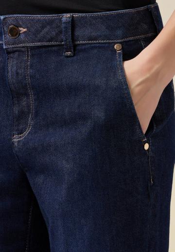 Короткие джинсы