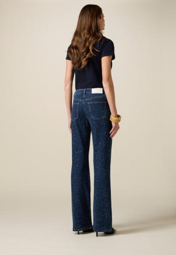 Прямые джинсы