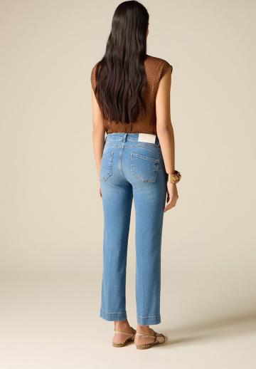 Короткие джинсы