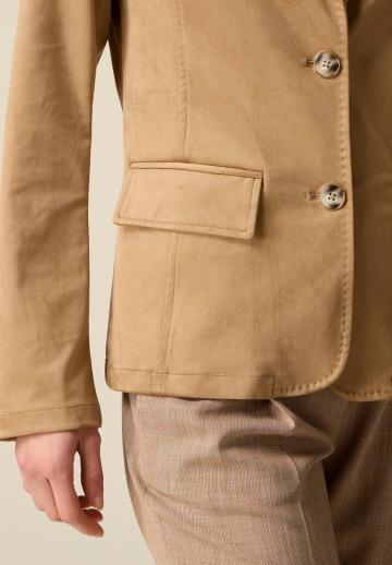 Блейзер с накладными карманами