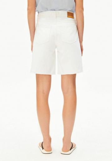 Джинсовые шорты