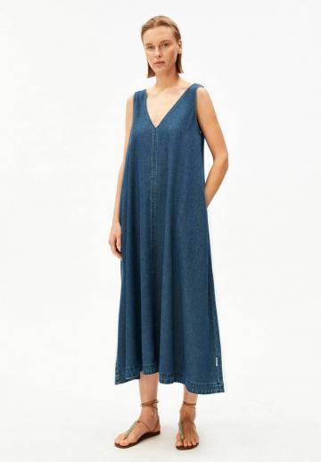 Джинсовое платье