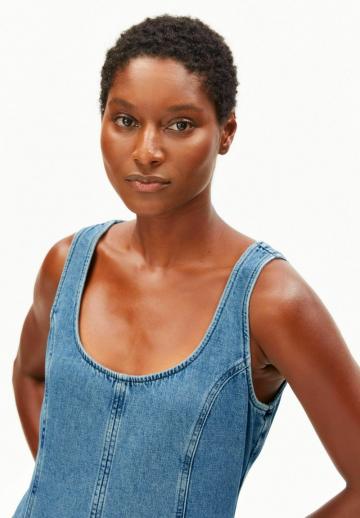 Джинсовое платье