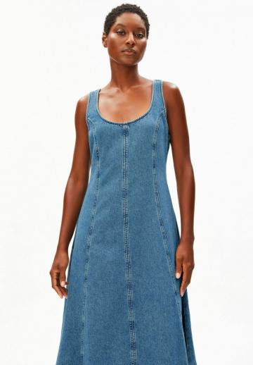 Джинсовое платье