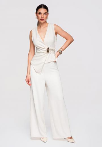 Блузка без рукавов