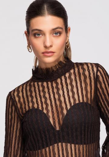 Кружевная блузка