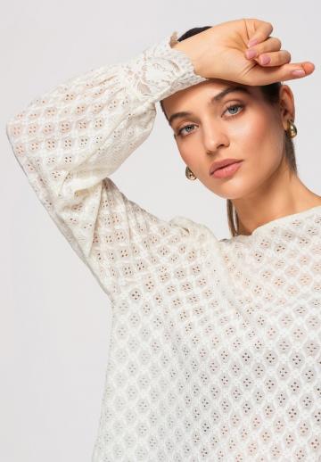 Кружевная блузка