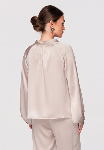 Атласная блузка