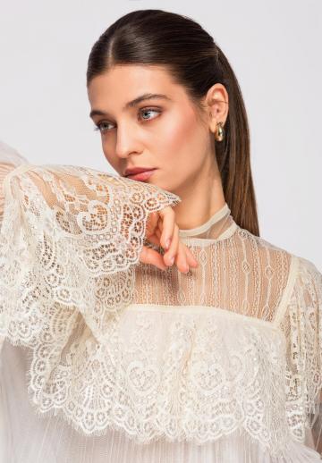 Кружевная блузка