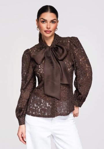 Кружевная блузка