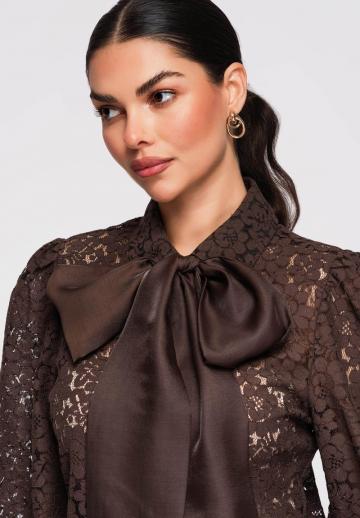 Кружевная блузка