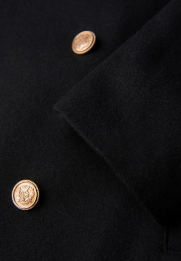 Короткое пальто