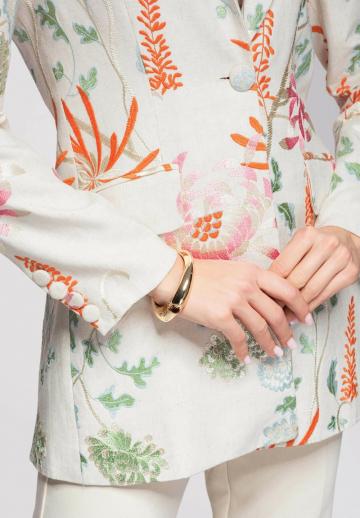 Короткое пальто