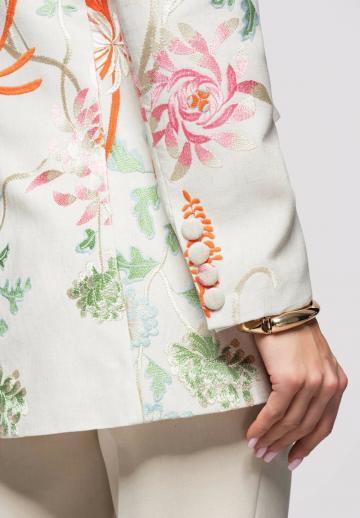 Короткое пальто