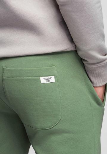 Спортивные штаны