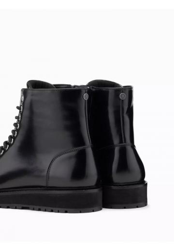 Ботинки на шнуровке