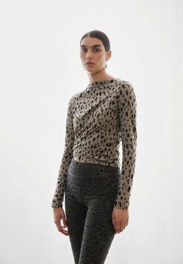 Спортивная майка