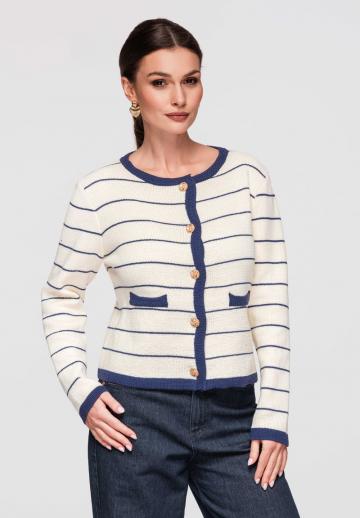 Жаккардовая вязаная кофта