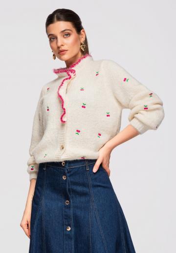 Жаккардовая вязаная кофта
