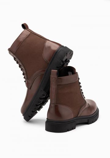 Ботинки на шнуровке