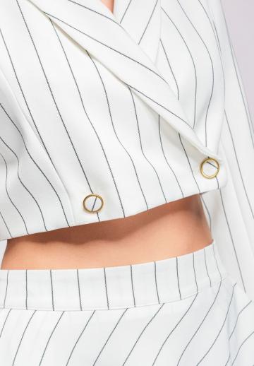 Короткий блейзер