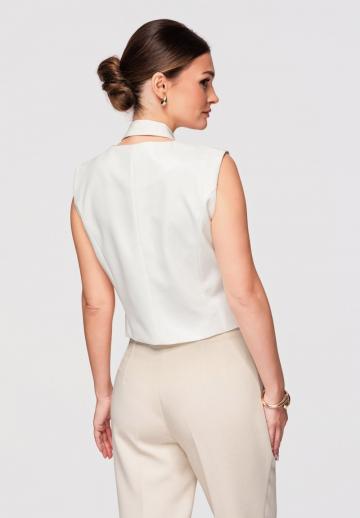 Джинсовая жилетка