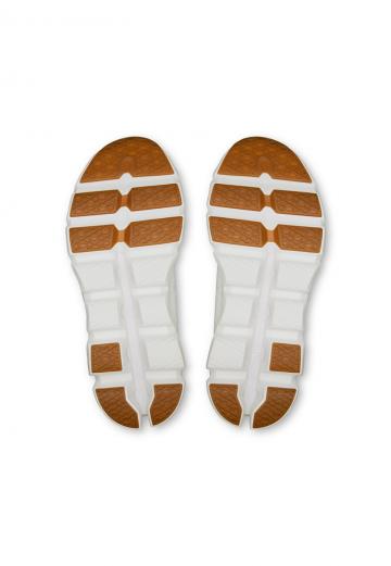 Беговые кроссовки