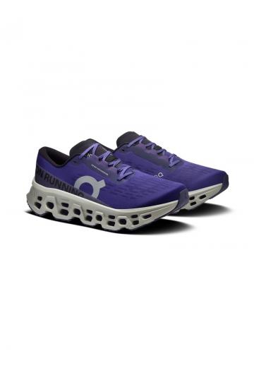 Беговые кроссовки