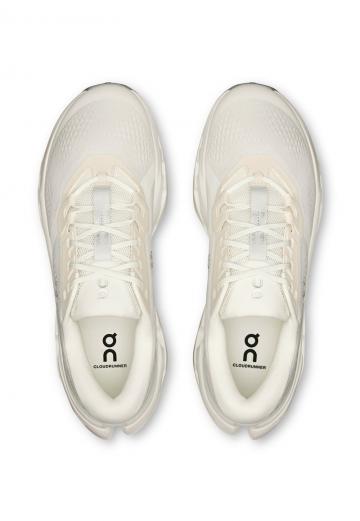 Беговые кроссовки