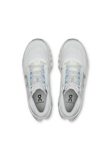 Беговые кроссовки