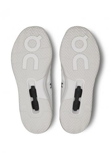 Теннисные кроссовки