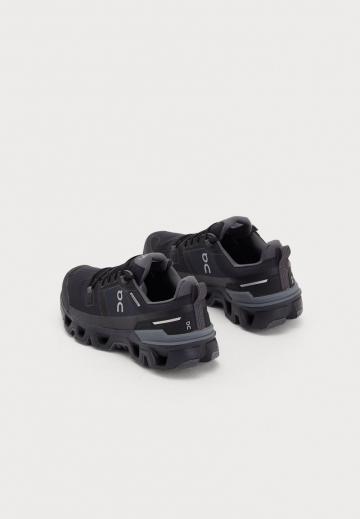 Походная обувь