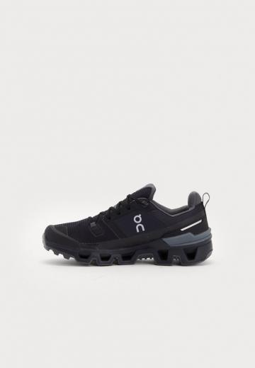 Походная обувь