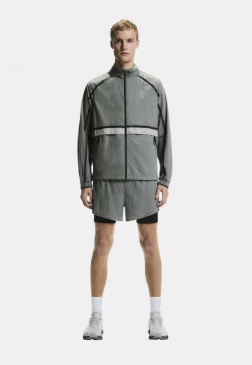 Спортивная куртка