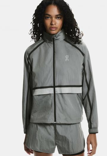 Спортивная куртка